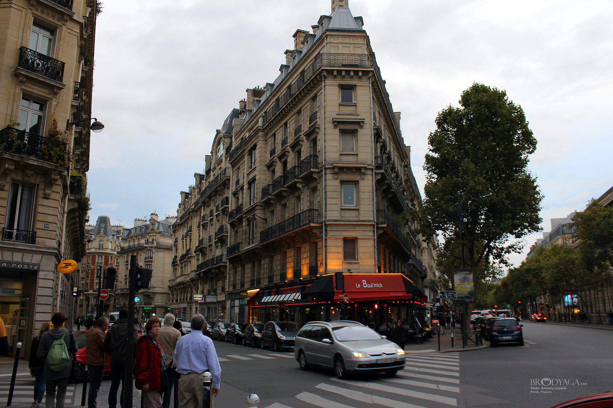 Boulevard Saint-Germain, Paris